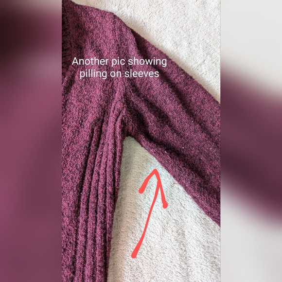 🎉Le Chateau size Medium burgundy/wine cowl neck sweater, used condition - Picture 11 of 14